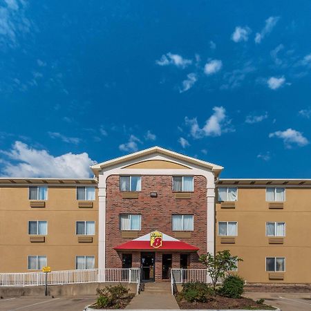 Super 8 By Wyndham Denton Hotel Exterior foto